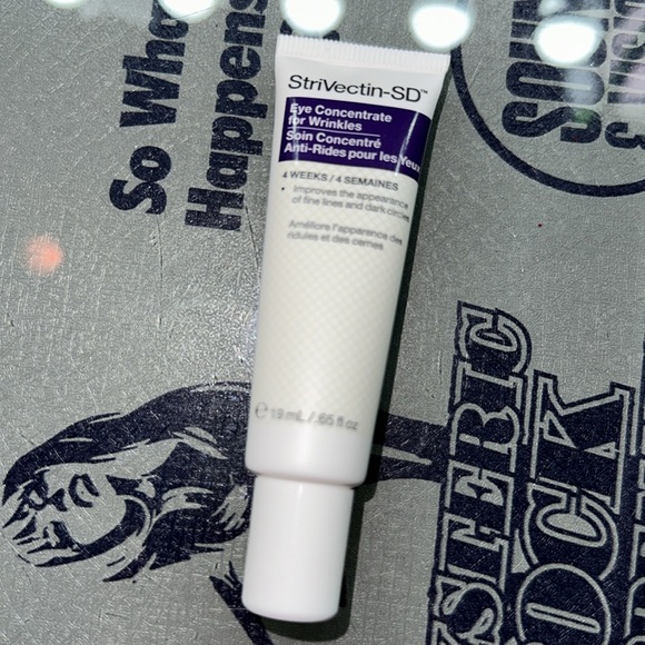 StriVectin-SD Eye Concentrate for Wrinkles IMPROVES APPEARANCE of FINE LINES - Picture 2 of 10